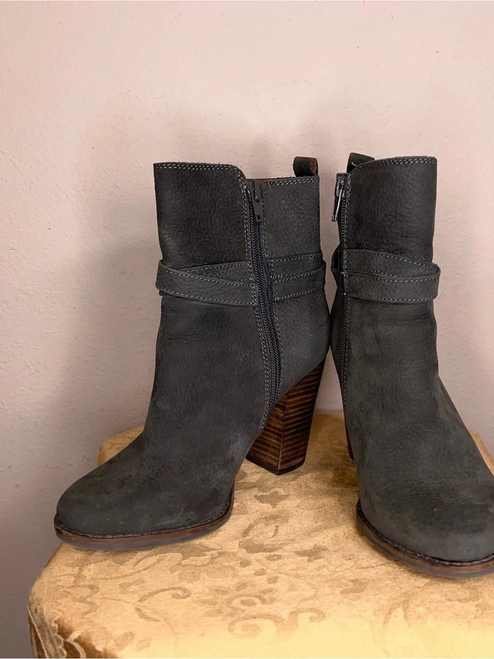 Size 6.5 Lucky Brand Latonya Block Heel Boots Leather Grey Boho Western Bohemian
